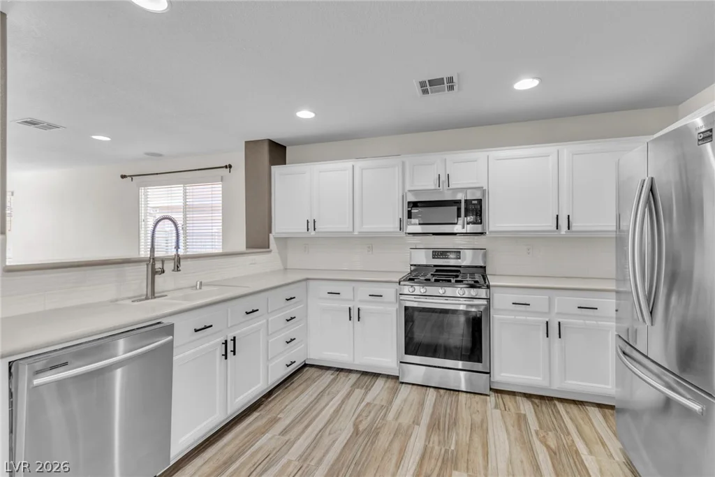 1042 Grand Cerritos, Las Vegas, NV 89183