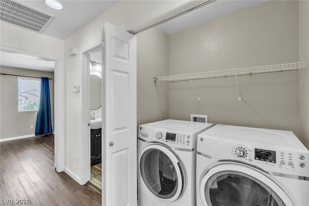 1042 Grand Cerritos, Las Vegas, NV 89183