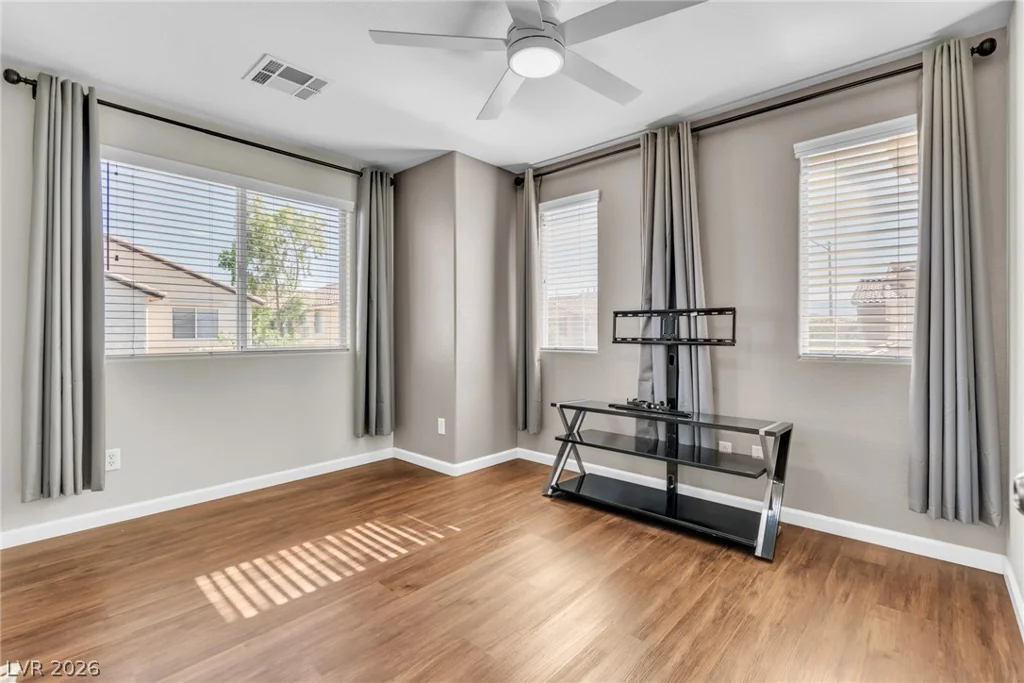 1042 Grand Cerritos, Las Vegas, NV 89183