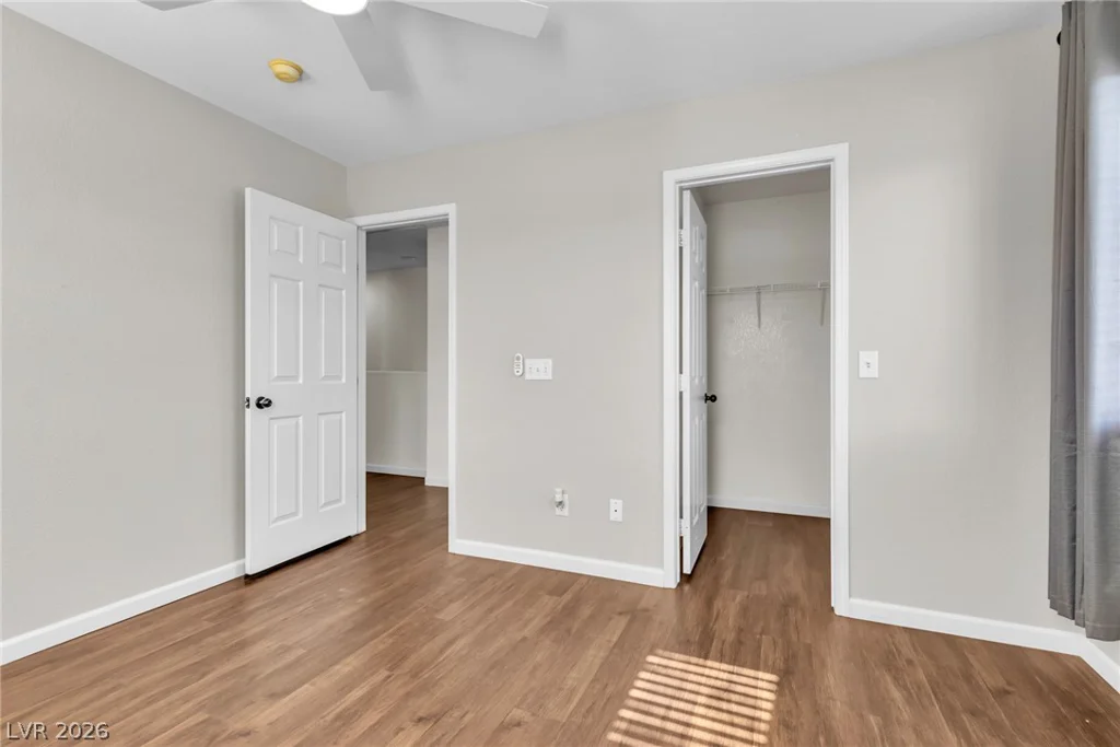 1042 Grand Cerritos, Las Vegas, NV 89183