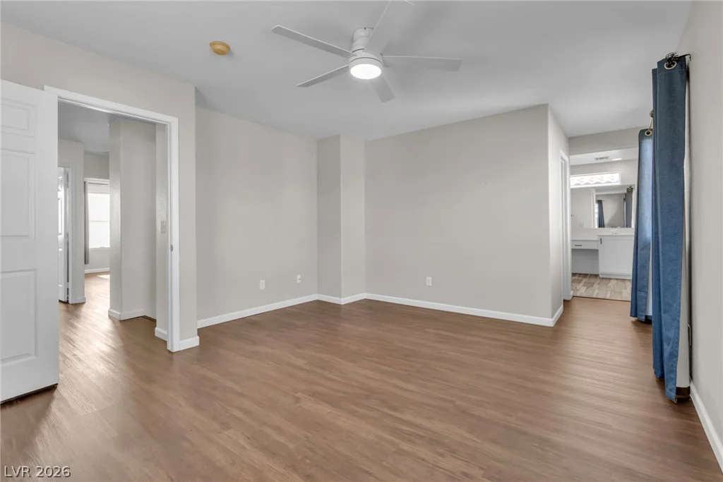 1042 Grand Cerritos, Las Vegas, NV 89183