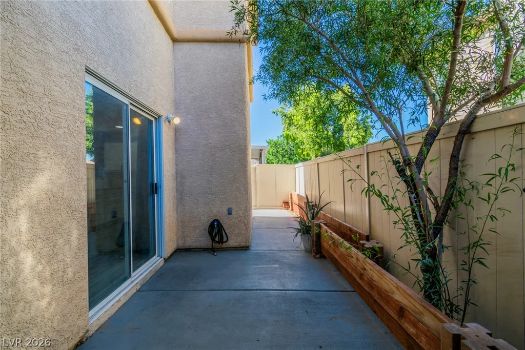 1042 Grand Cerritos, Las Vegas, NV 89183