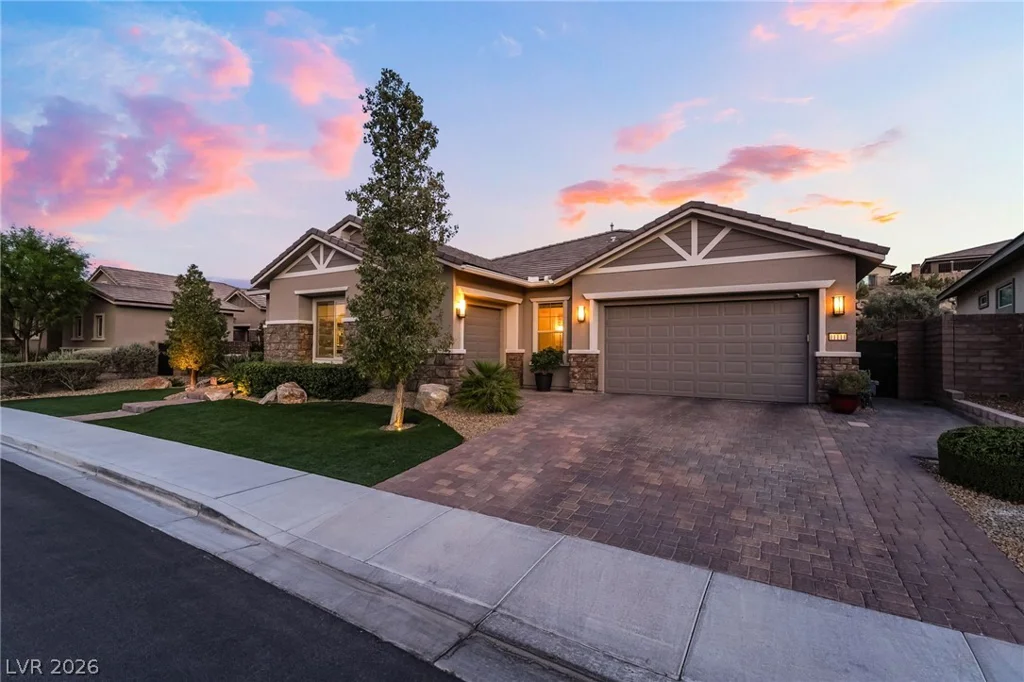 11111 Luna Blanca, Las Vegas, NV 89138