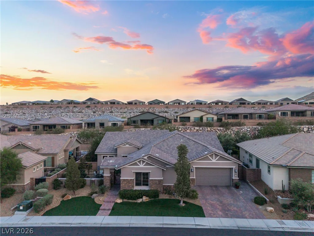 11111 Luna Blanca, Las Vegas, NV 89138