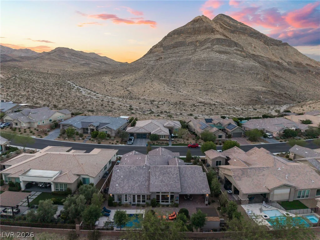 11111 Luna Blanca, Las Vegas, NV 89138