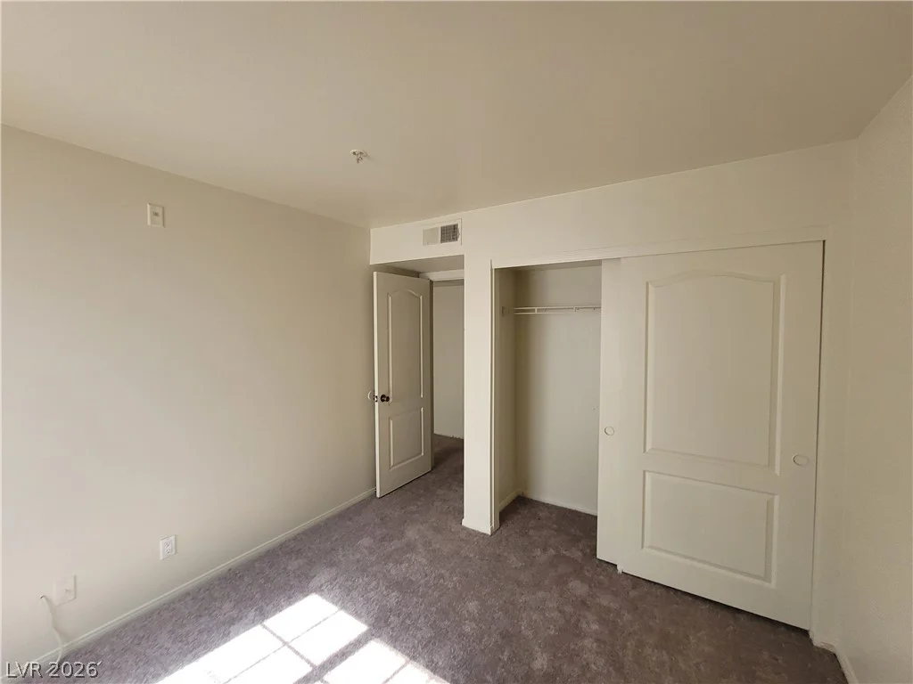 2121 Blue Breeze, Las Vegas, NV 89128
