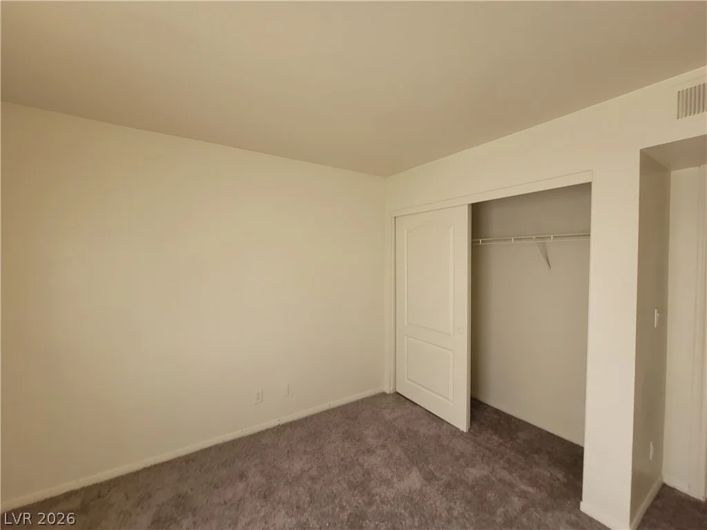 2121 Blue Breeze, Las Vegas, NV 89128