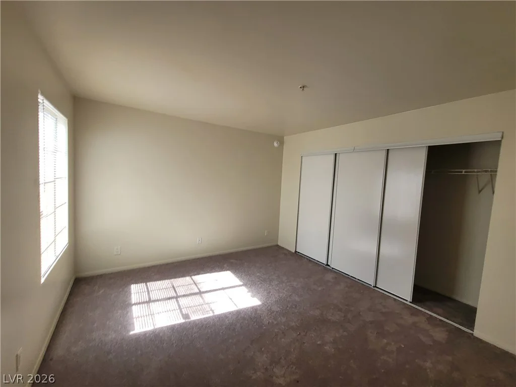 2121 Blue Breeze, Las Vegas, NV 89128