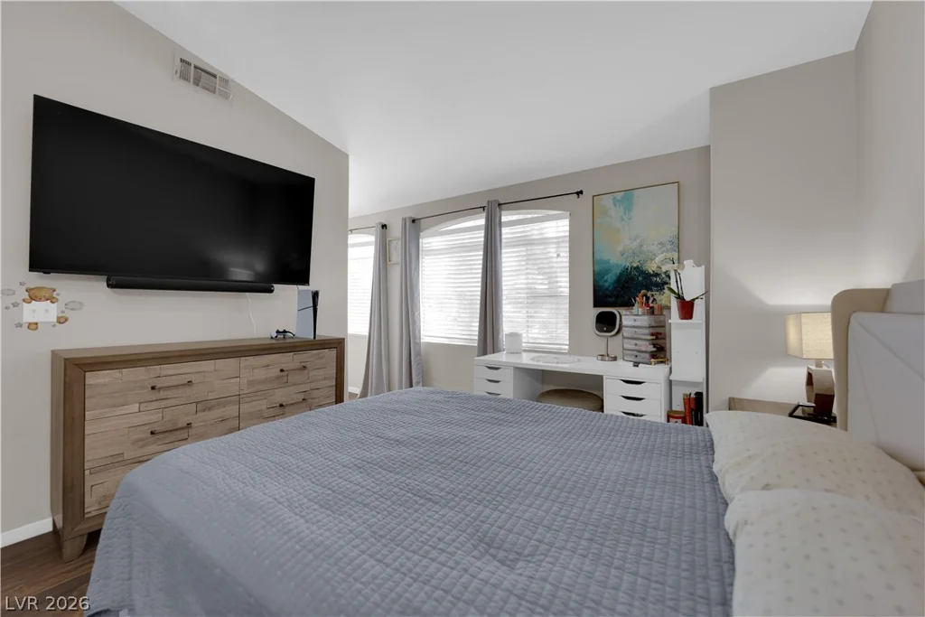 5415 Harmon, Las Vegas, NV 89103