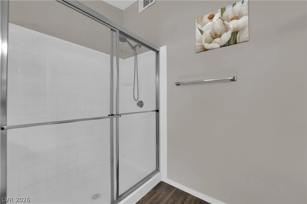 5415 Harmon, Las Vegas, NV 89103