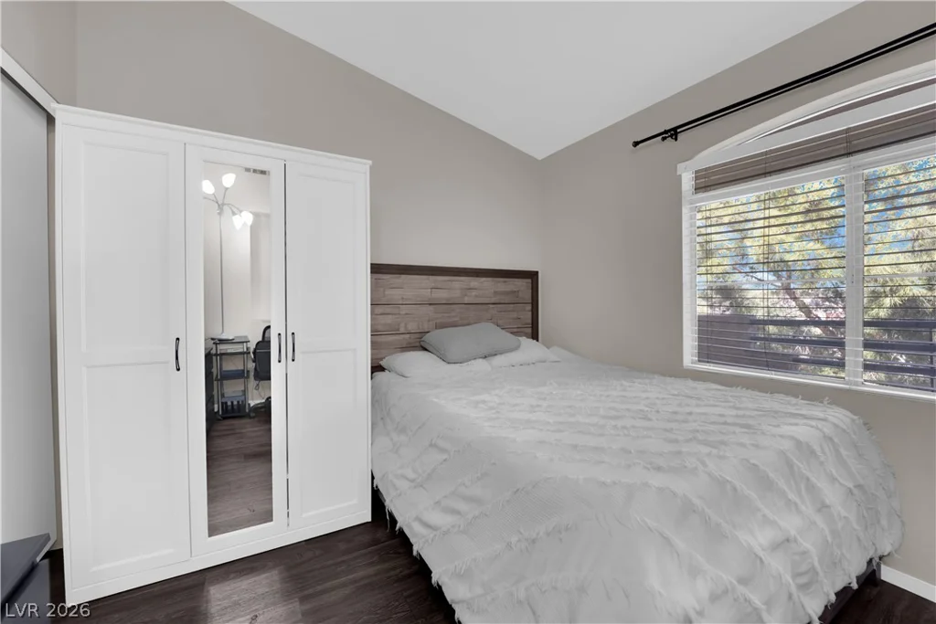 5415 Harmon, Las Vegas, NV 89103