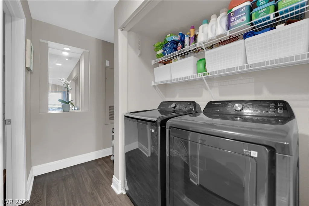 5415 Harmon, Las Vegas, NV 89103