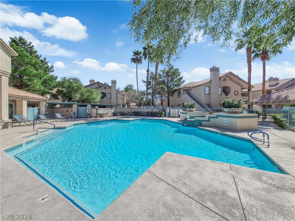 5415 Harmon, Las Vegas, NV 89103