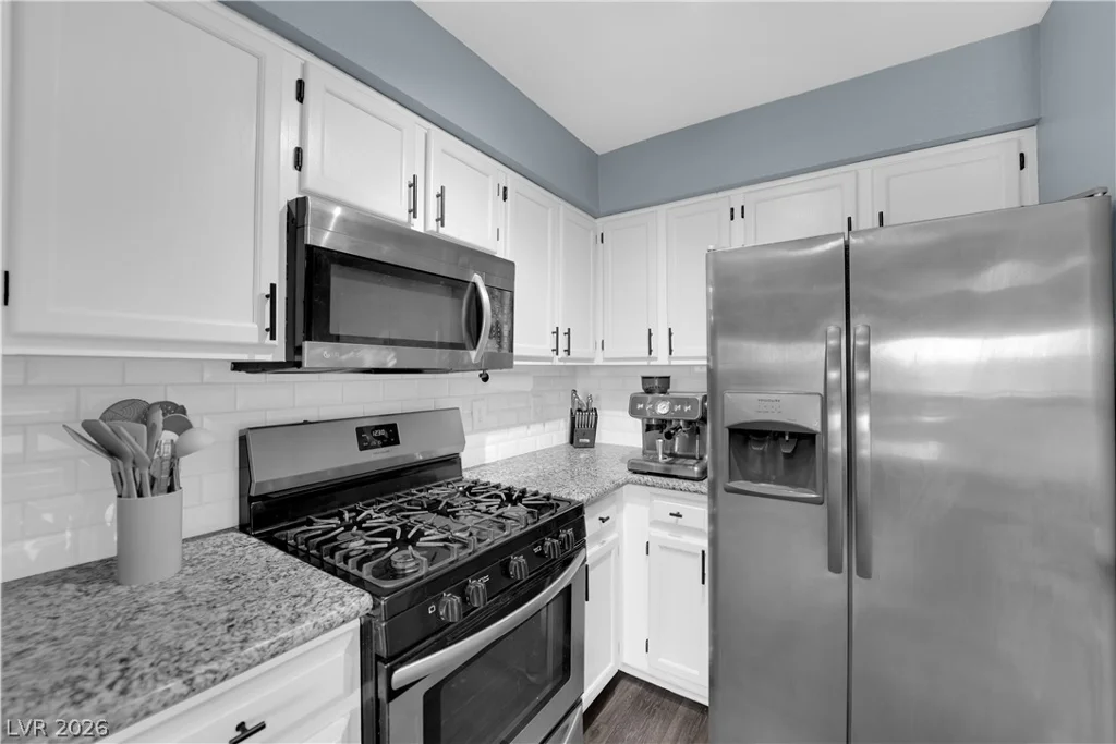 5415 Harmon, Las Vegas, NV 89103