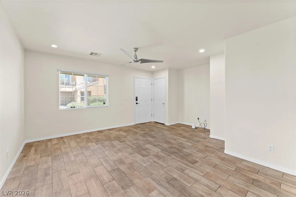 6709 Burbage, Las Vegas, NV 89139