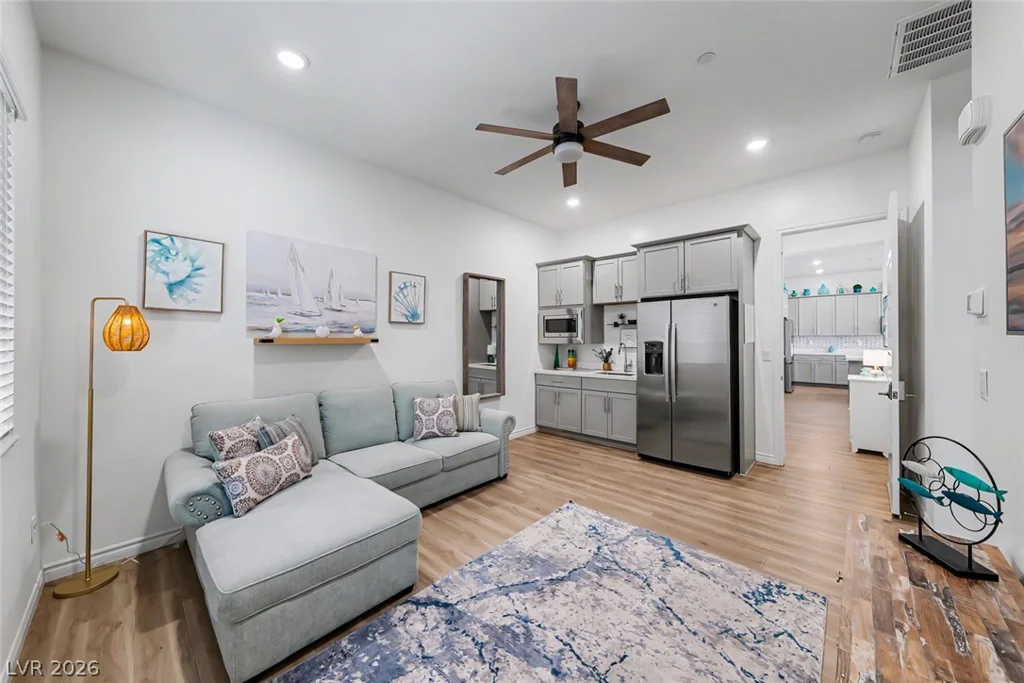 9 Charlotte Ridge, Henderson, NV 89011