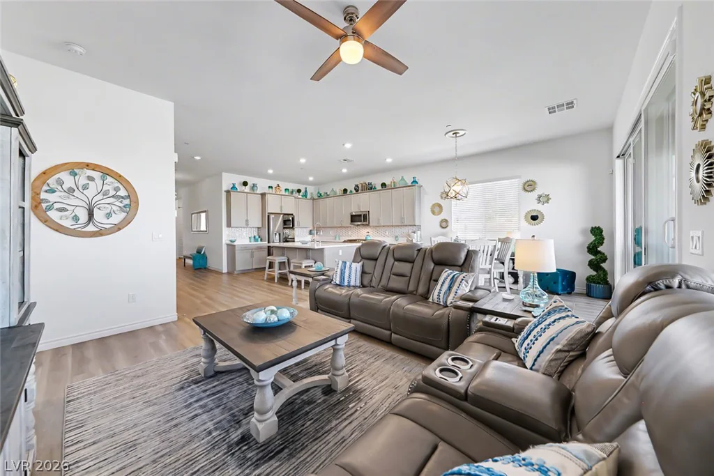 9 Charlotte Ridge, Henderson, NV 89011