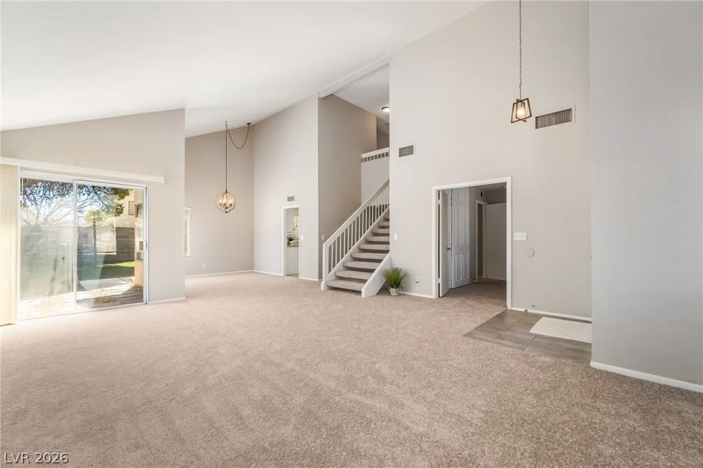 4560 Green Canyon, Las Vegas, NV 89103