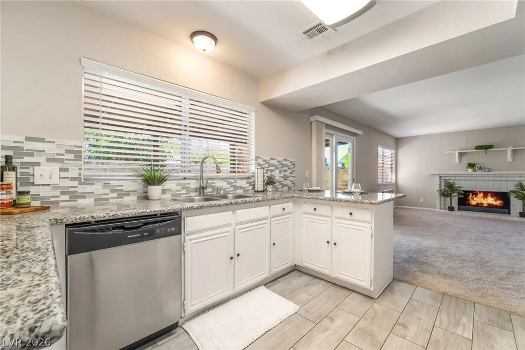 4560 Green Canyon, Las Vegas, NV 89103