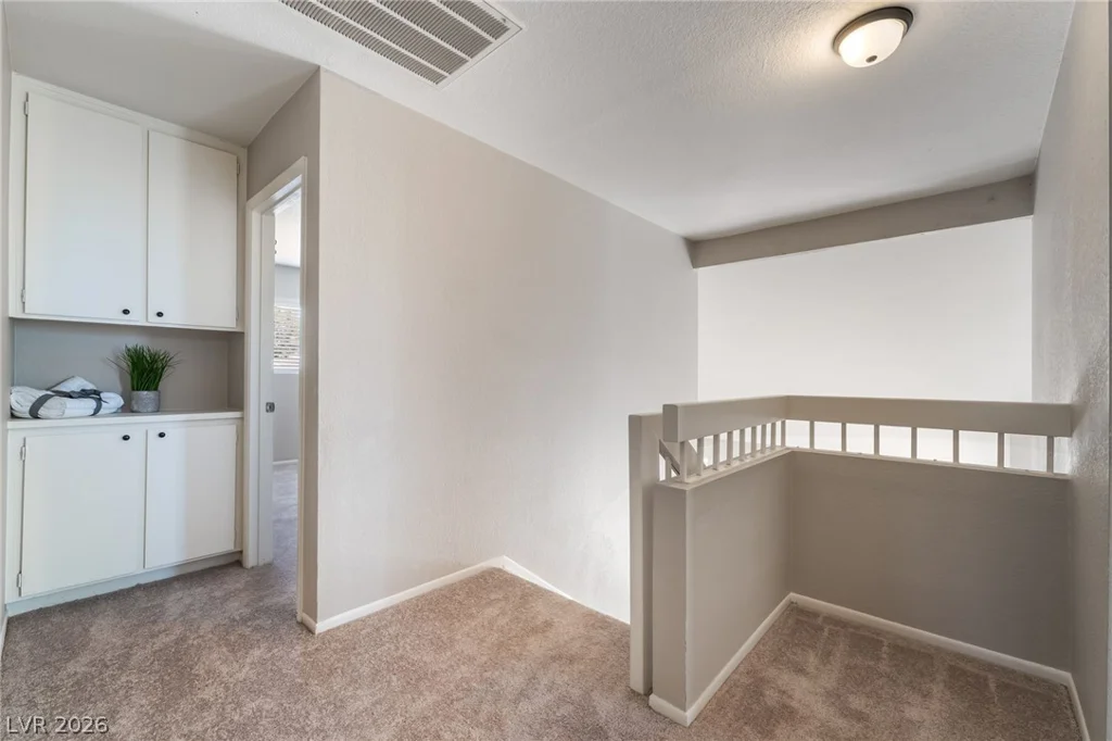 4560 Green Canyon, Las Vegas, NV 89103