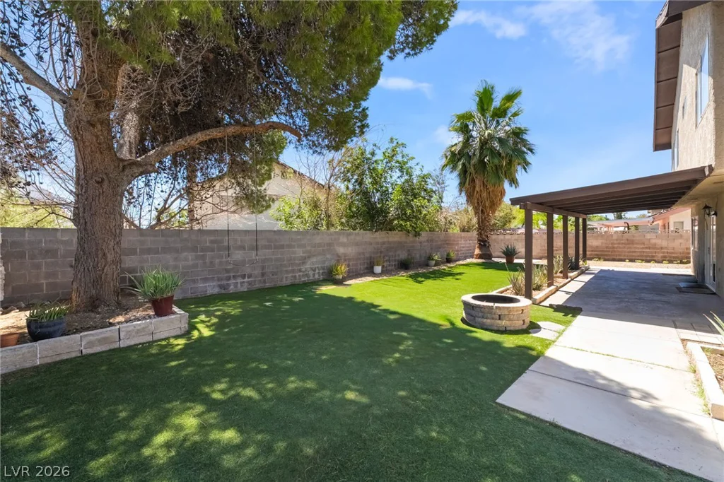 4560 Green Canyon, Las Vegas, NV 89103