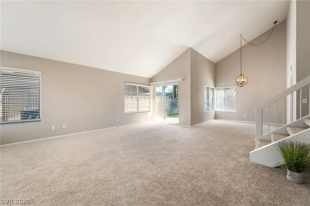 4560 Green Canyon, Las Vegas, NV 89103