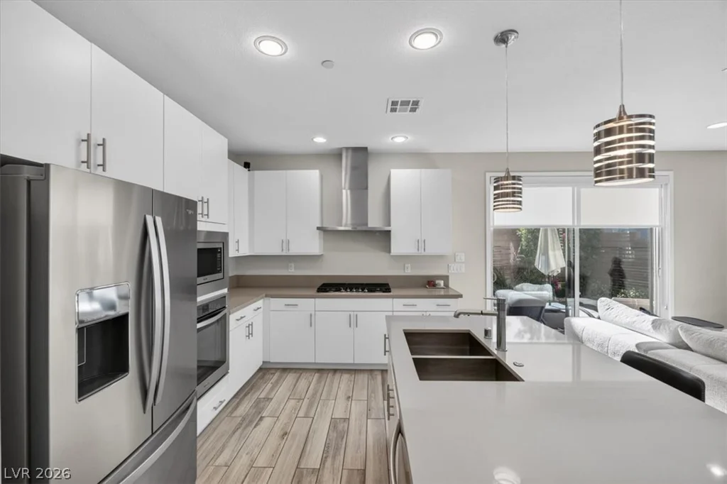 11423 Gravitation, Las Vegas, NV 89135