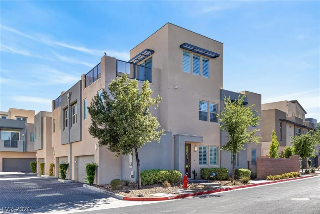 11423 Gravitation, Las Vegas, NV 89135