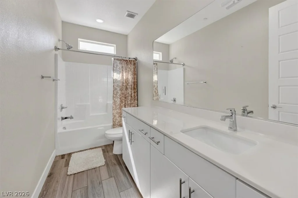 11423 Gravitation, Las Vegas, NV 89135