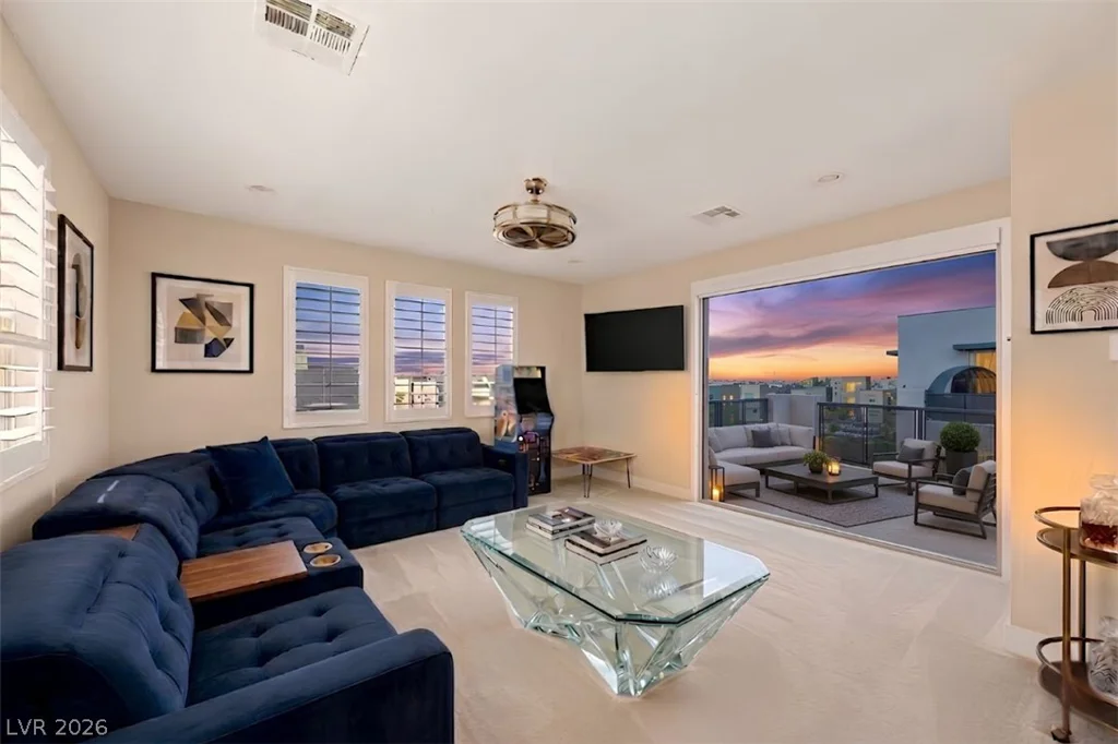 11423 Gravitation, Las Vegas, NV 89135
