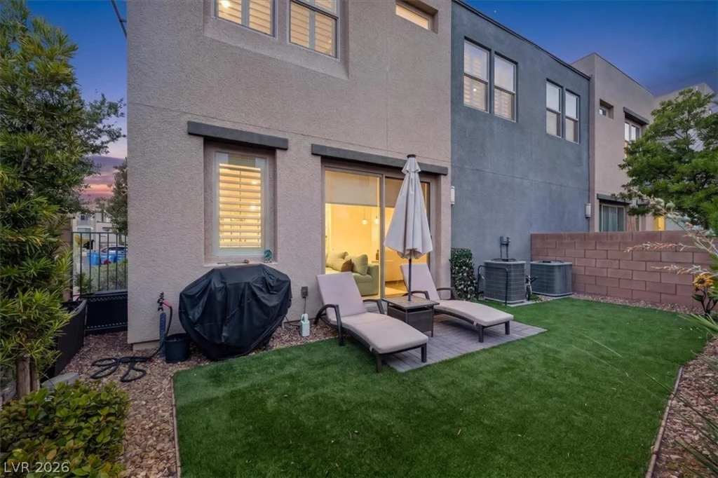 11423 Gravitation, Las Vegas, NV 89135