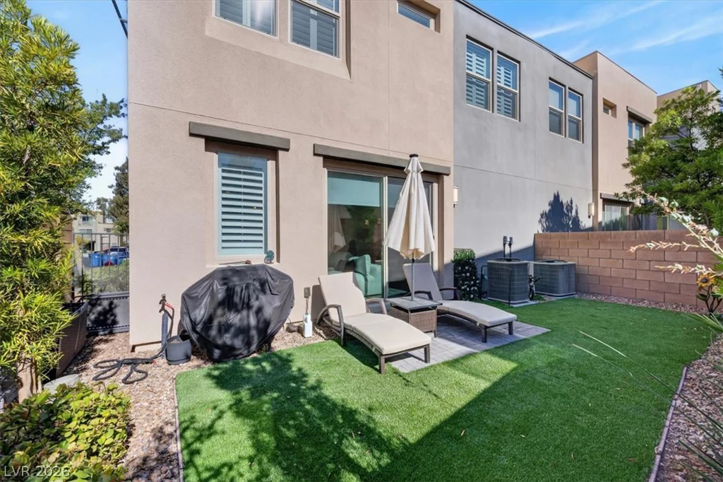 11423 Gravitation, Las Vegas, NV 89135