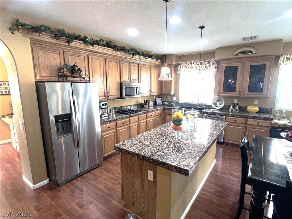 8313 Weeping Springs, Las Vegas, NV 89131