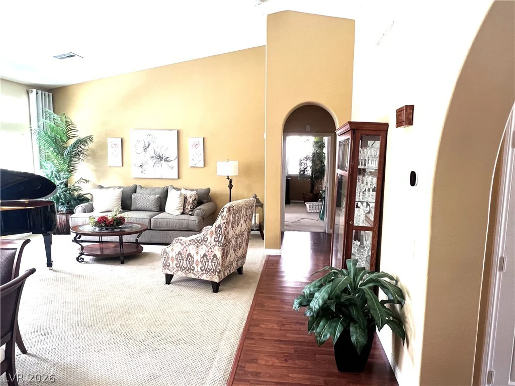 8313 Weeping Springs, Las Vegas, NV 89131