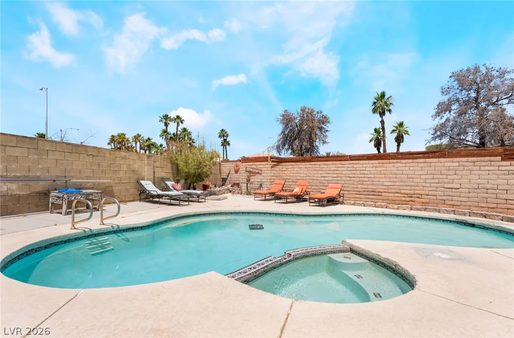 3912 Arrowood Drive, Las Vegas, NV 89147