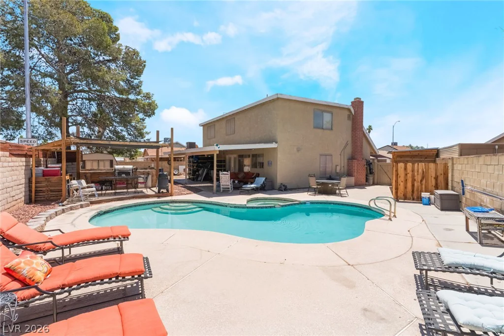 3912 Arrowood Drive, Las Vegas, NV 89147