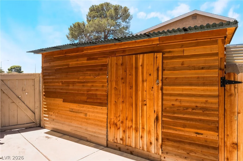 3912 Arrowood Drive, Las Vegas, NV 89147