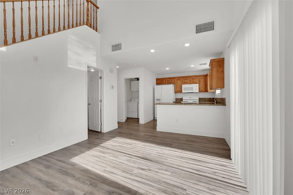 9017 Secret Valley, Las Vegas, NV 89139