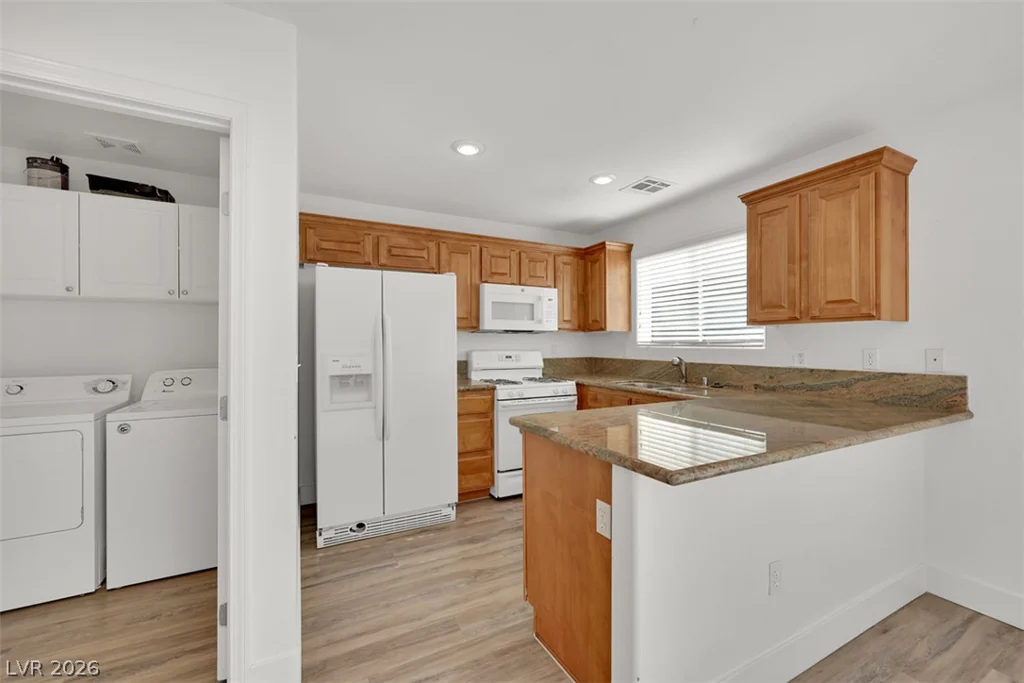 9017 Secret Valley, Las Vegas, NV 89139