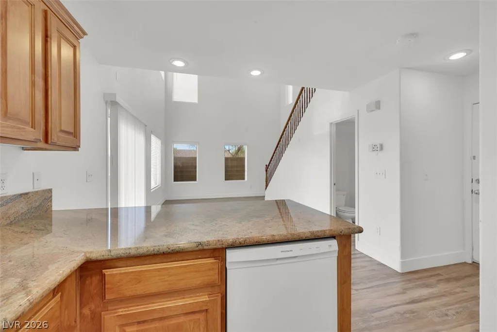 9017 Secret Valley, Las Vegas, NV 89139