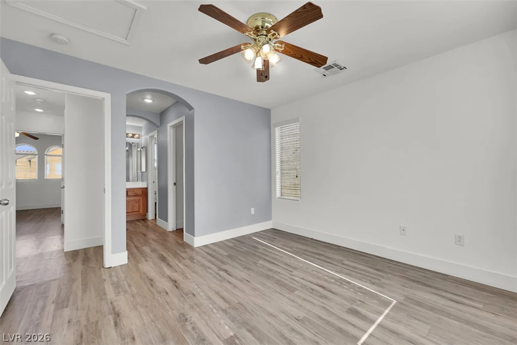 9017 Secret Valley, Las Vegas, NV 89139