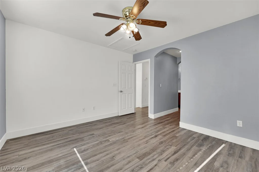 9017 Secret Valley, Las Vegas, NV 89139