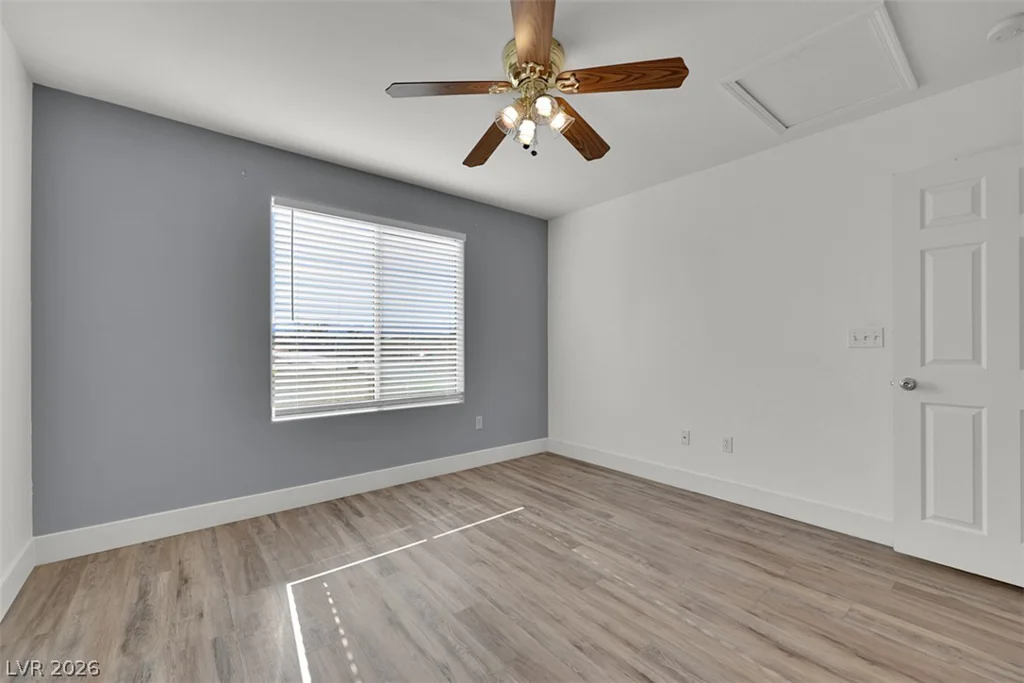 9017 Secret Valley, Las Vegas, NV 89139