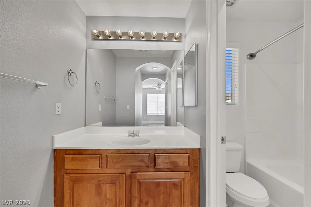 9017 Secret Valley, Las Vegas, NV 89139