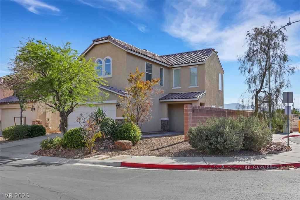 9017 Secret Valley, Las Vegas, NV 89139