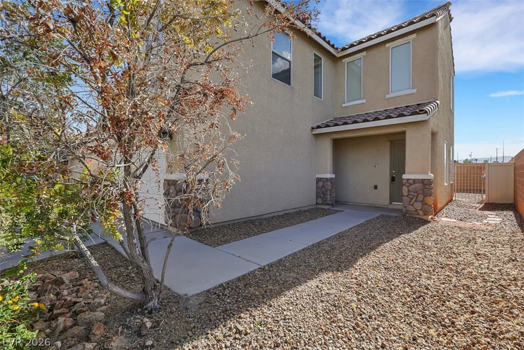 9017 Secret Valley, Las Vegas, NV 89139