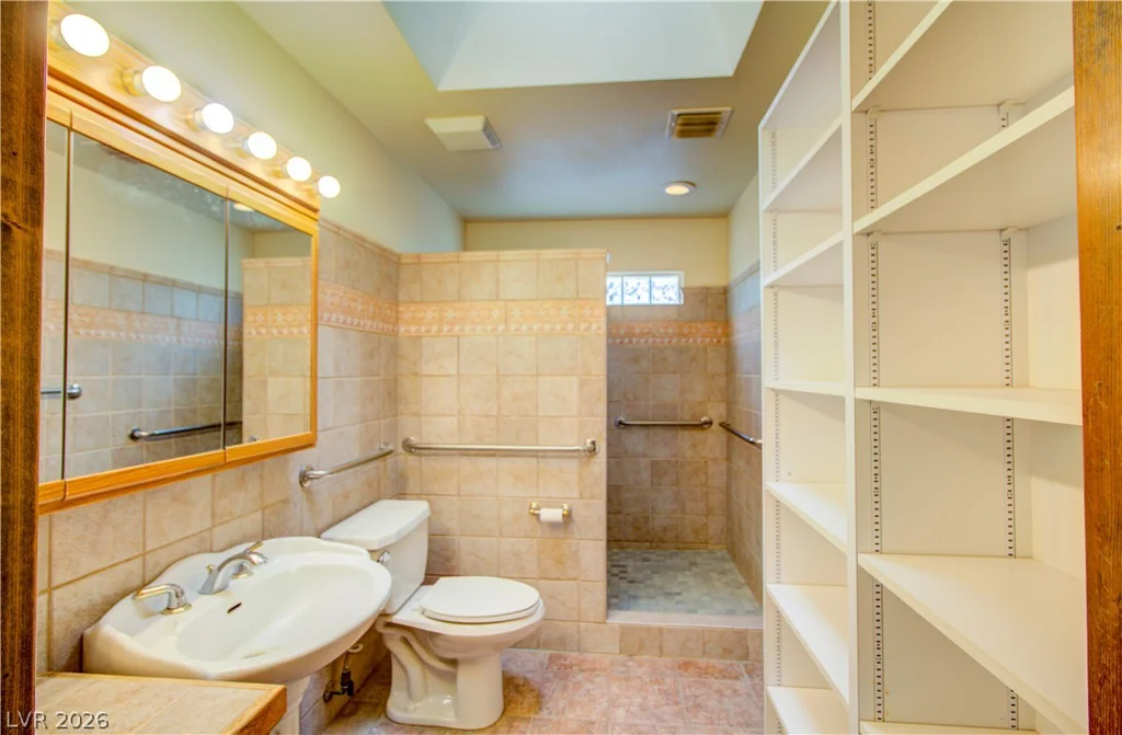 980 El Camino, Boulder City, NV 89005