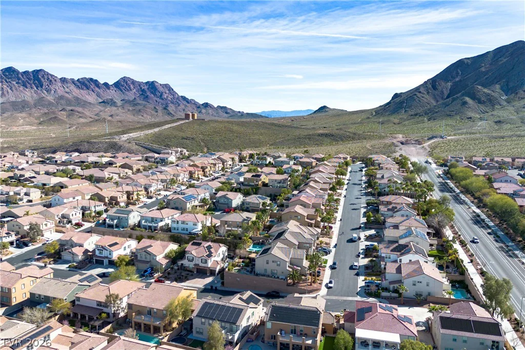 681 Lucky Pine, Henderson, NV 89002