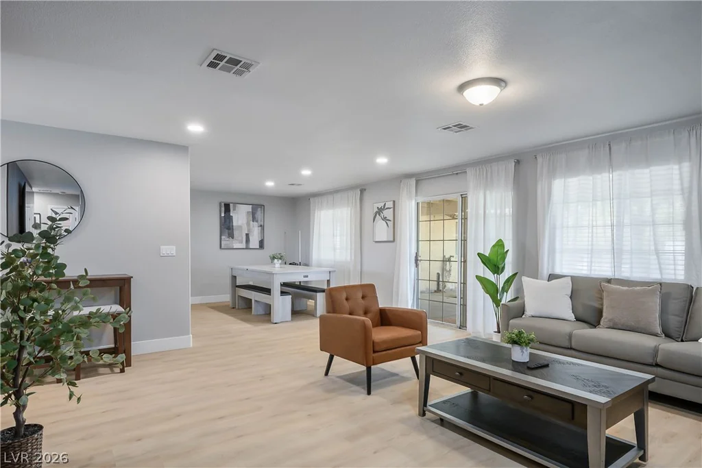 6990 Richmar, Las Vegas, NV 89178