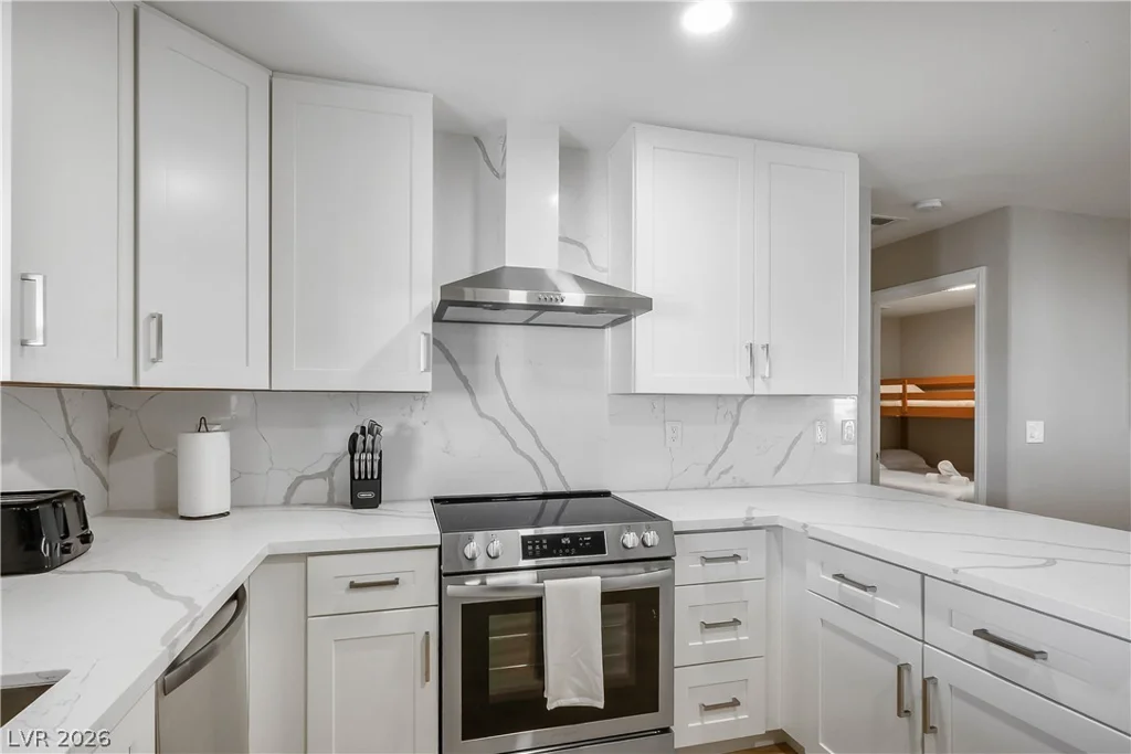 6990 Richmar, Las Vegas, NV 89178